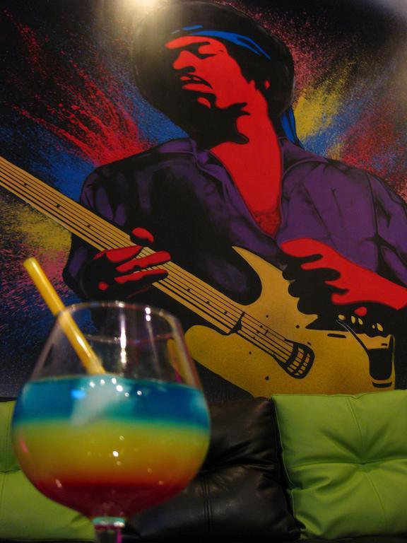 Pop Art Hostel Belgrado Buitenkant foto
